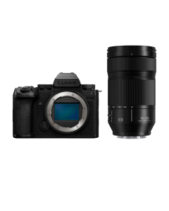 Panasonic S5 II X + Lumix S 70-300mm f4.5-5.6 Macro OIS